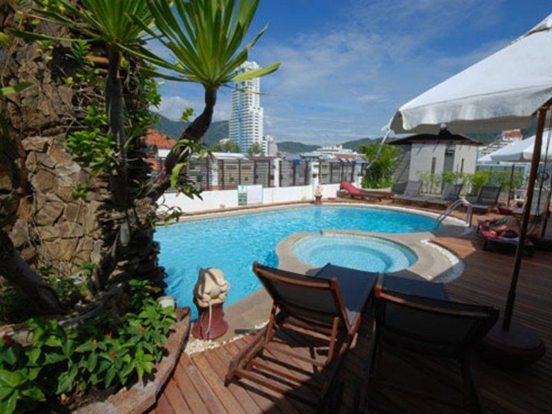 The Royal Palm Beach Front Patong Экстерьер фото