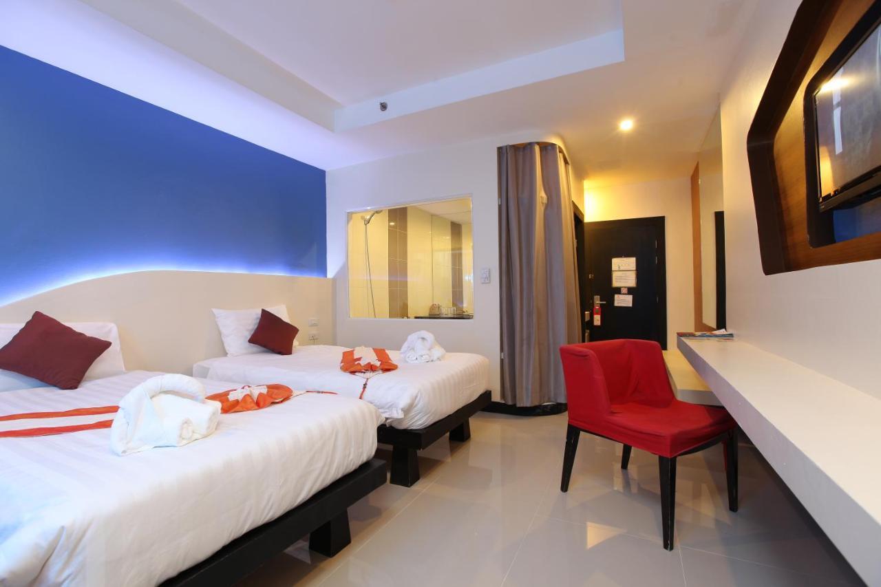 The Royal Palm Beach Front Patong Экстерьер фото