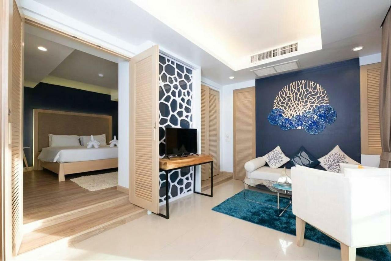 The Royal Palm Beach Front Patong Экстерьер фото