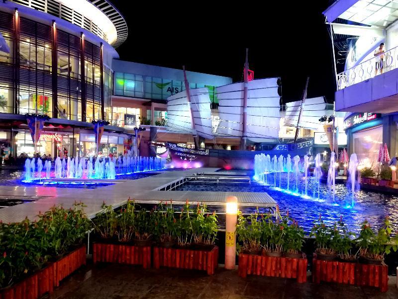 The Royal Palm Beach Front Patong Экстерьер фото